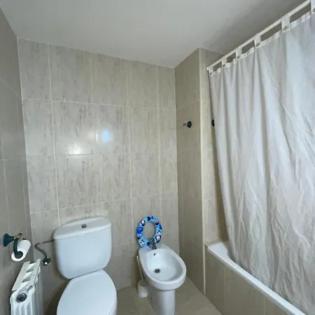 Nice Apartment With Free Parking